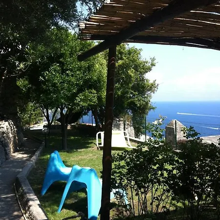 Lilli House *